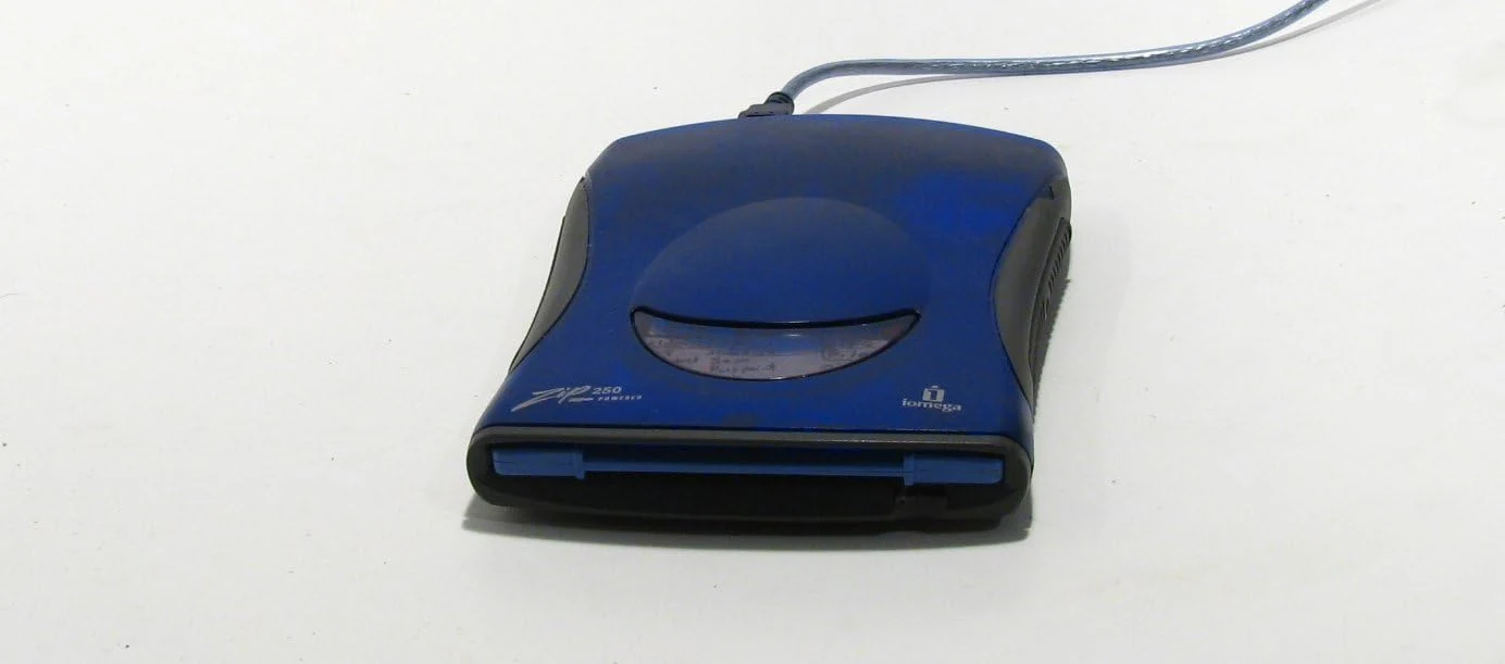 Iomega Zip 250 MB USB External Drive (PC/Mac)