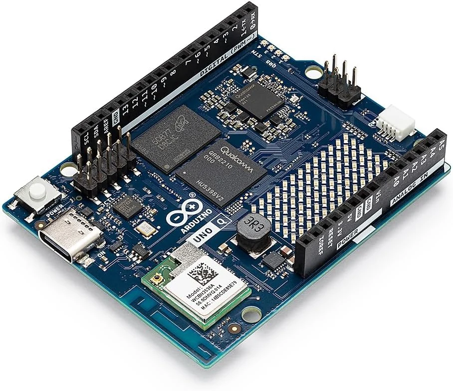 Arduino® UNO™ Q 4GB Hybrid Board (Qualcomm Dragonwing QRB2210 + STM32U585)